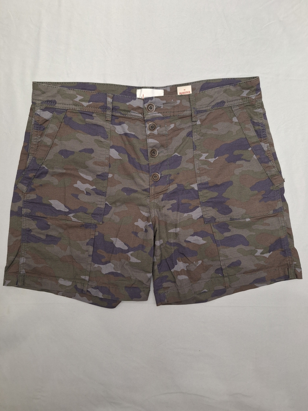 Anthropologie The Wanderer Camo Button-Front Utility Shorts in Olive & Taupe